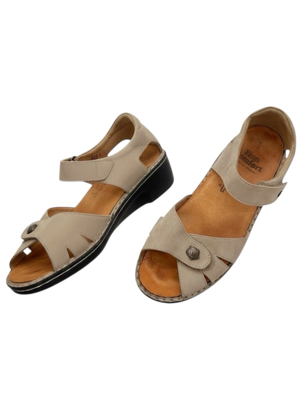 Finn Women’s 8 Comfort Gomera Leather Sandals Taupe Beige Color